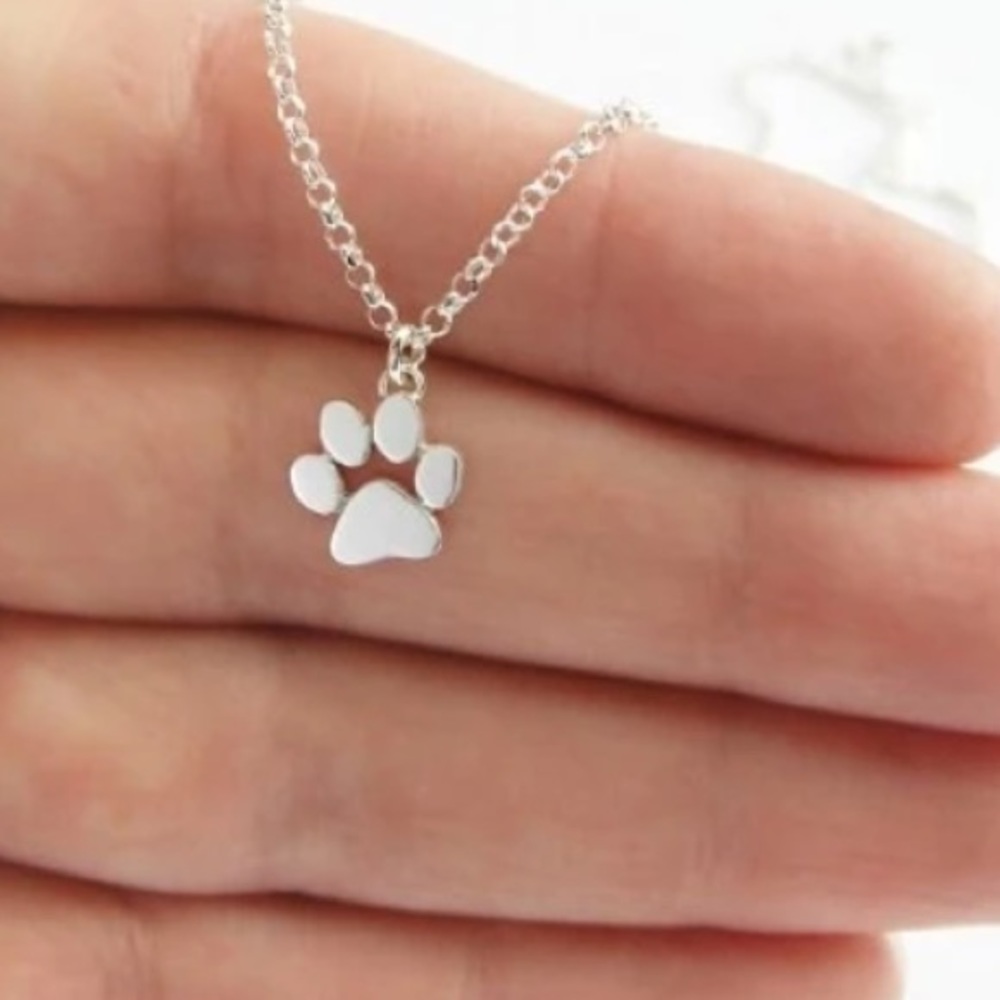 Paw necklace (gold only)